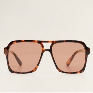 ISO LOOKING FOR THESE MANGO SUNGLASSES